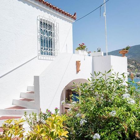 Traditional House Under The Clock Tower With Sweet View Poros Town Exterior photo