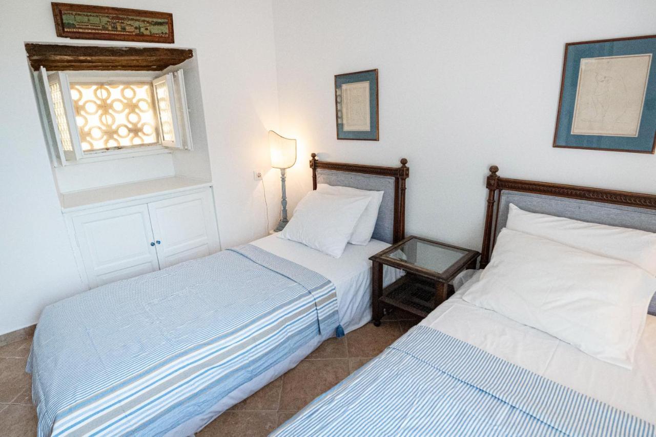 Traditional House Under The Clock Tower With Sweet View Poros Town Exterior photo